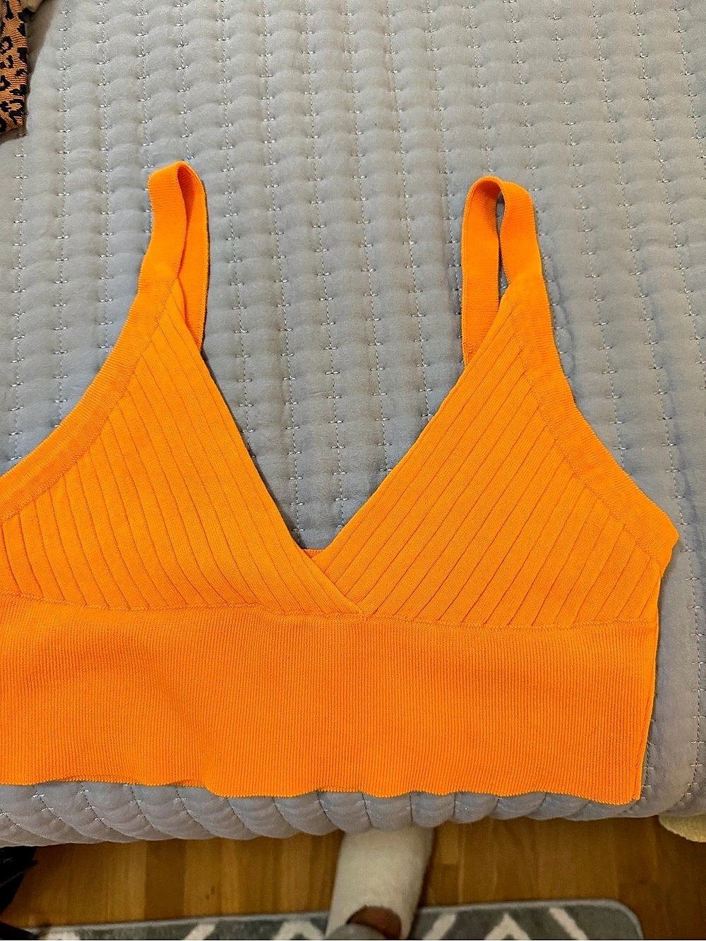 Orange Ribbed V-Neck Crop Top - Picture 2 of 2